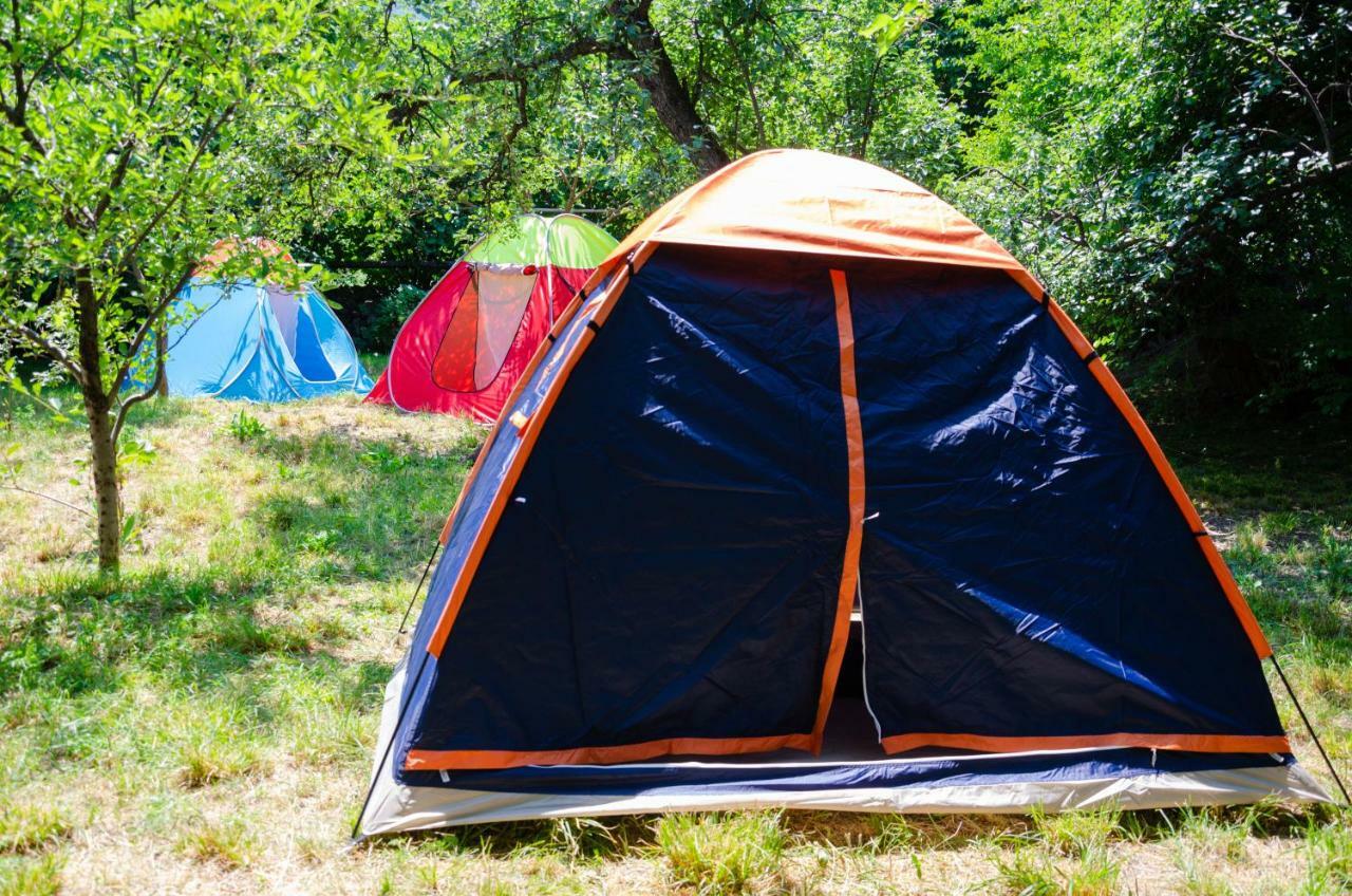 Camp'In Goris Hotell Exteriör bild